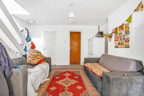 6 bedroom terraced house to rent, St Martins Street, East Sussex BN2