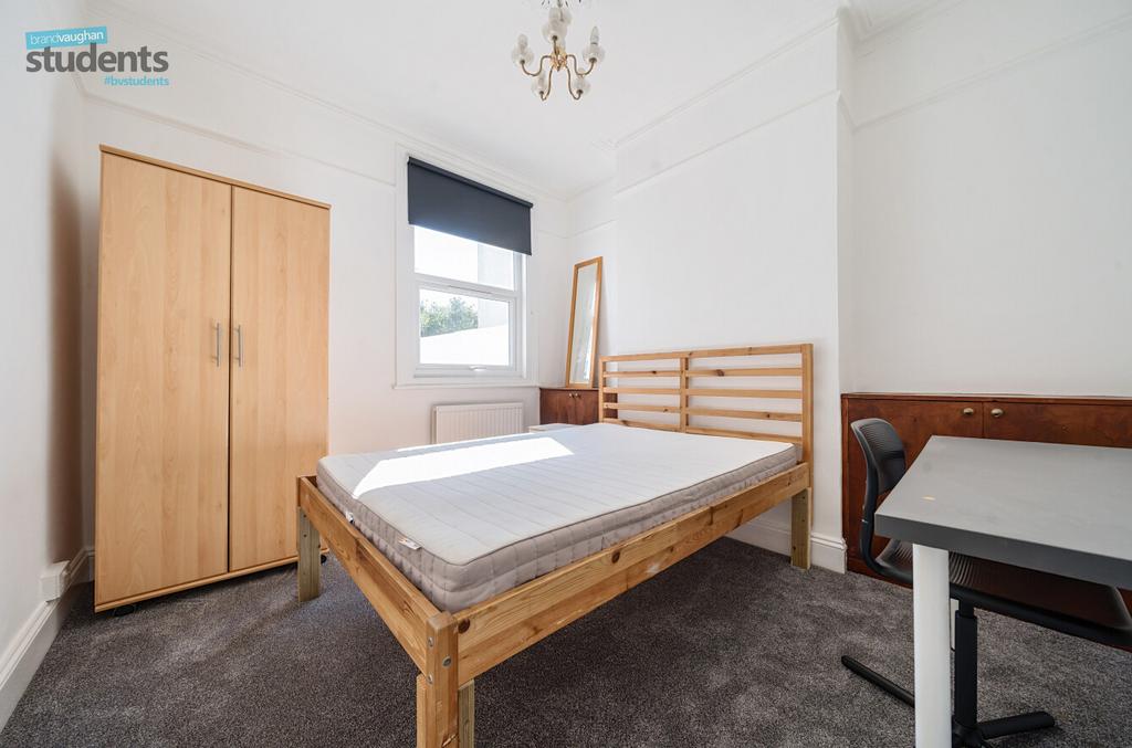 84ef25fb-f898-4f1...