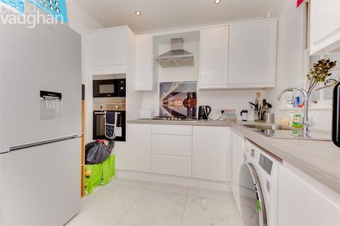 3 bedroom flat to rent, Hove, East Sussex BN3