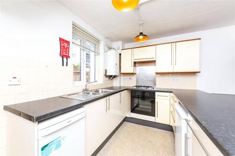 4 bedroom terraced house to rent, Park Crescent Road, East Sussex BN2