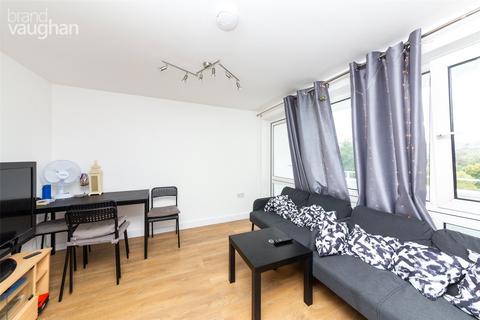 4 bedroom flat to rent, Highbrook Close, Brighton BN2