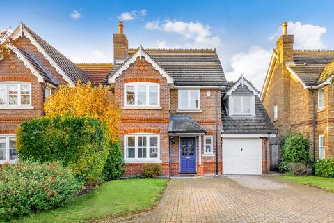 12 Bainbridge Close, Ham, Richmond, TW10 5JJ