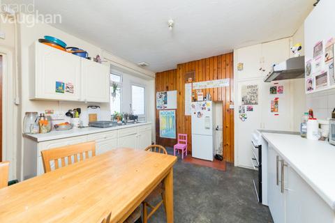 5 bedroom terraced house to rent, Bonchurch Road, East Sussex BN2