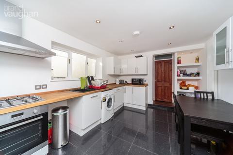 5 bedroom terraced house to rent, De Montfort Road, Brighton BN2