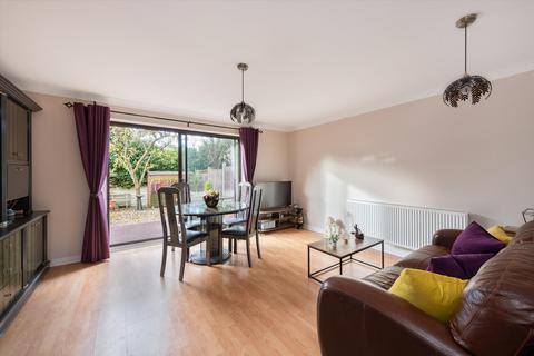 3 bedroom terraced house for sale, Donnington Road, London, NW10
