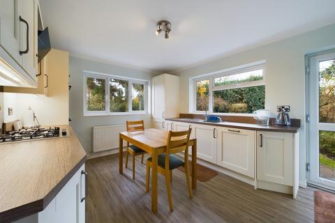 2 bedroom detached bungalow for sale - Church Street, Coton-in-the-Elms
