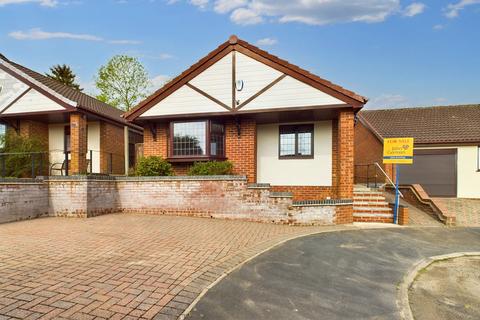 3 bedroom detached bungalow for sale, Jacobean Court, Winshill