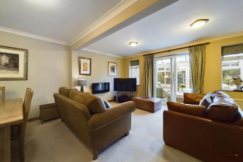 27 Efflinch Lane, Barton Under Needwood, Burton-on-trent, DE13 8ET