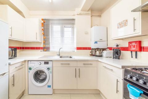 3 bedroom flat for sale, Clarence Way, Camden, London, NW1