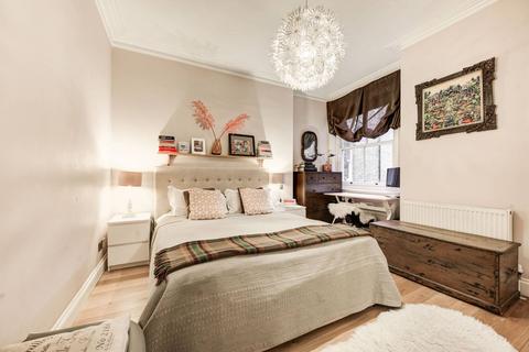 3 bedroom flat for sale, Castellain Road, Maida Vale, London, W9