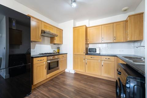 2 bedroom flat for sale, Station Grove, Wembley, HA0