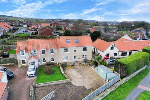 4 bedroom semi-detached house for sale, Mount Farm, Stainsacre Lane, Whitby