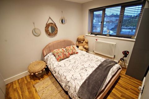 3 Bassett Way, Greenford, UB6 9DG