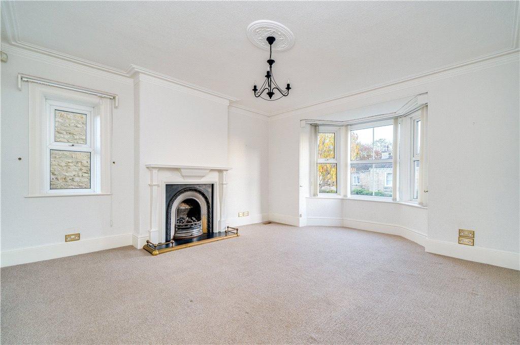 Westgate, Wetherby, West Yorkshire, LS22 4 bed semidetached house £595,000