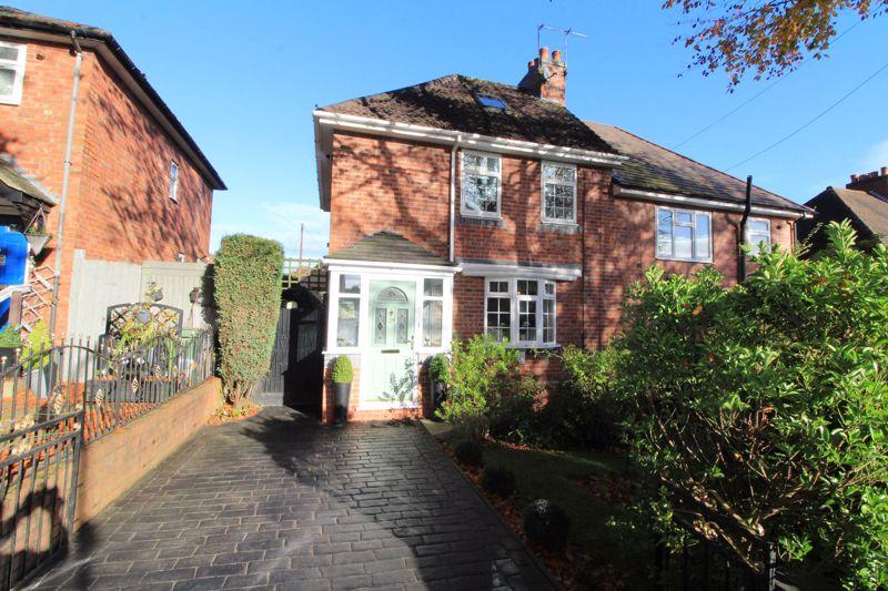 Tudor Road, Upper Gornal DY3 2 bed semidetached house £189,950