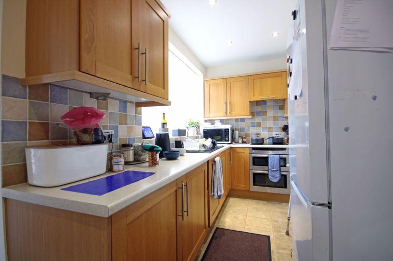 Margaret Drive, Stourbridge DY8 3 bed semidetached house for sale £325,000