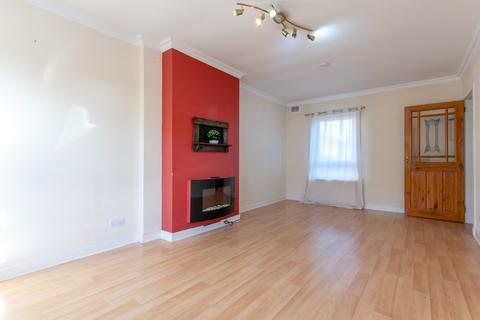 2 bedroom terraced house for sale - Gillahill Road, Mastrick, Aberdeen, AB16