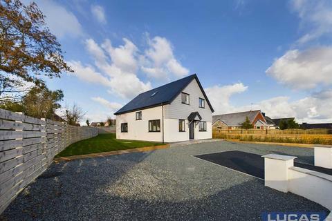 4 bedroom detached house for sale, Ty Gwyn, Ffordd Caergybi, Cemaes