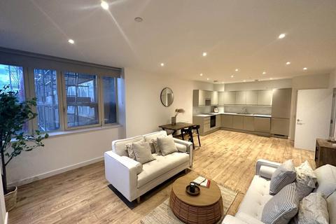 2 bedroom flat to rent - Perrymount Road, Haywards Heath,