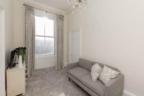 1 bedroom flat to rent - Abercromby Place, New Town, Edinburgh