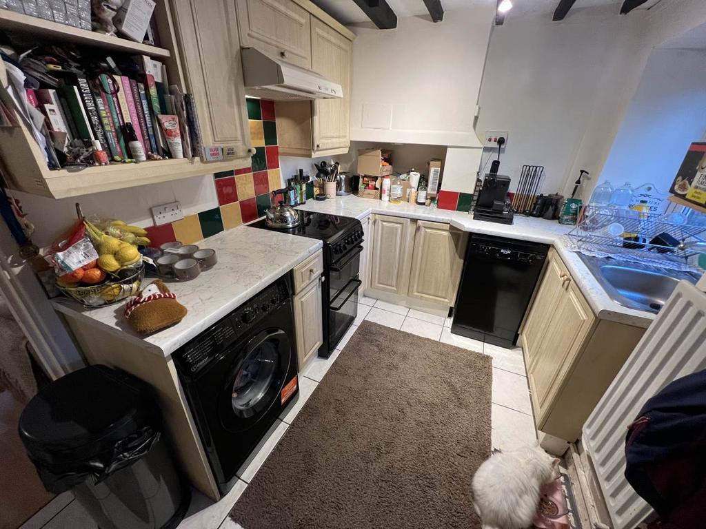 Millstream Cottages, Mill Lane, Westbury Leigh 2 bed house to rent £