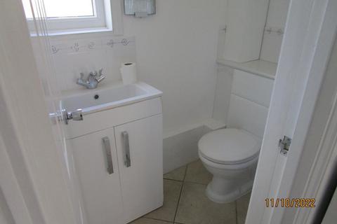 Retail property (high street) to rent - Victoria Road, St Budeaux, Plymouth, Devon, PL5 1RZ