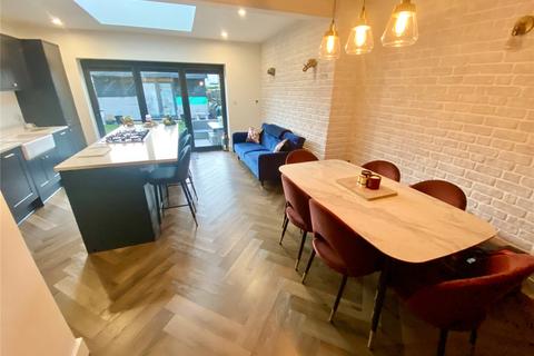 28 Wellington Avenue, Sidcup, DA15 9HE