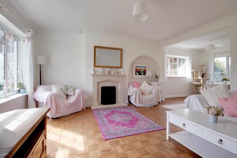 10 Greenways Road, Brockenhurst, SO42 7RN