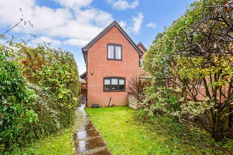 3 bedroom semi-detached house for sale, Winchester Street, Whitchurch