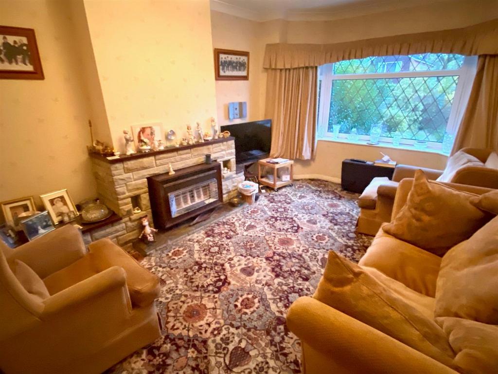 Park Drive, Mirfield 3 bed semidetached house £300,000