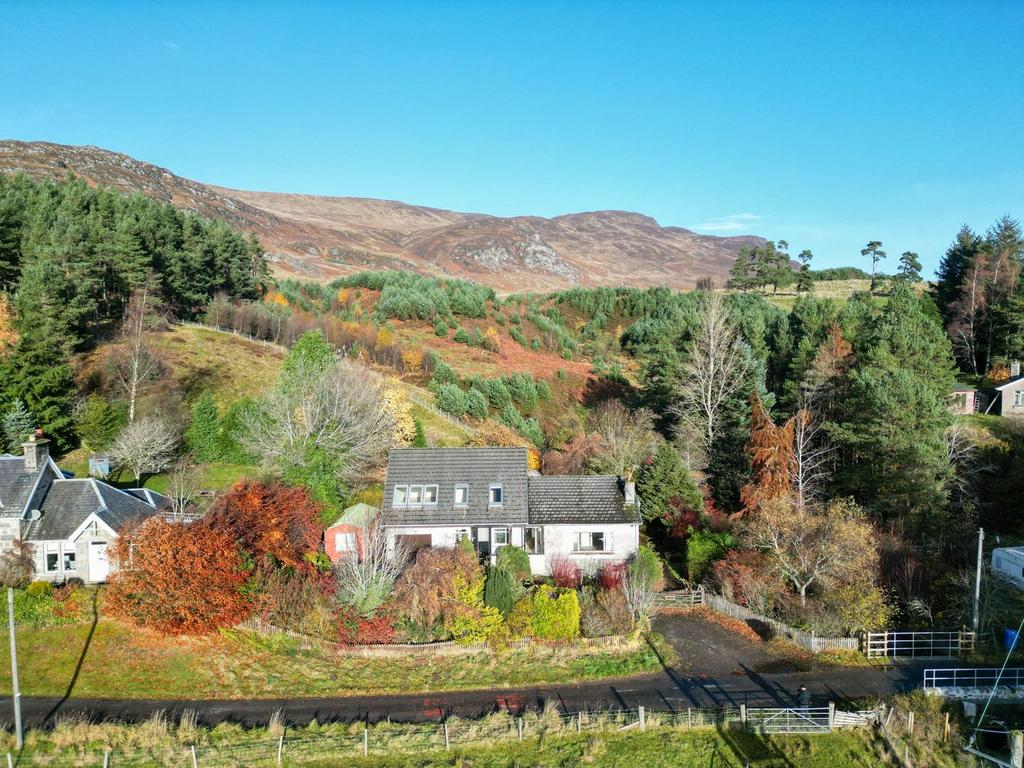 Laggan, Newtonmore 4 bed detached house for sale £285,000