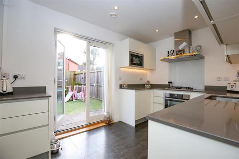 4 bedroom semi-detached house for sale - Borough Green