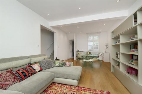 4 bedroom terraced house for sale, Berrymead Gardens, W3