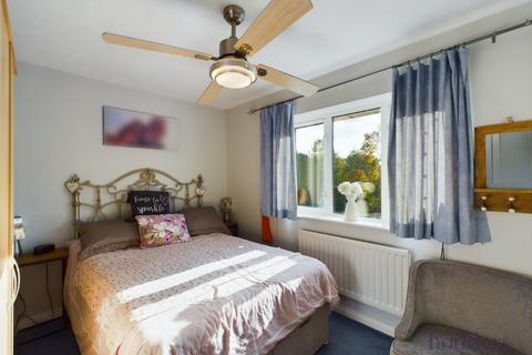 undefined, Crown Rise, Chertsey, Surrey, KT16
