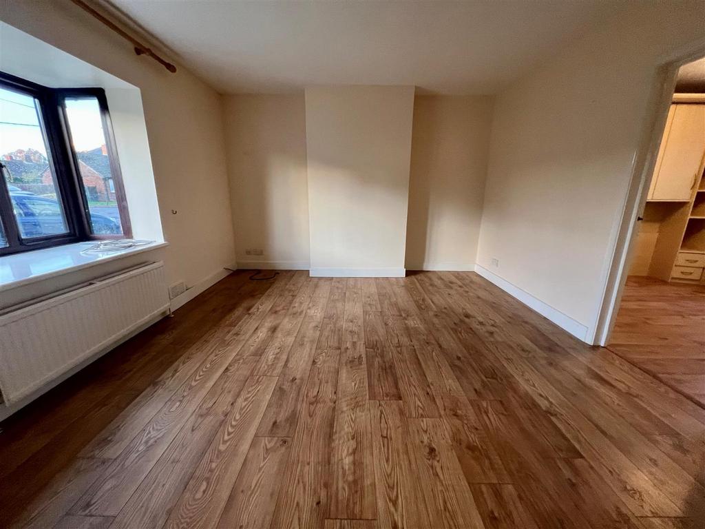 Curlew House Alamein Road, BurnhamOnCrouch 1 bed apartment for sale