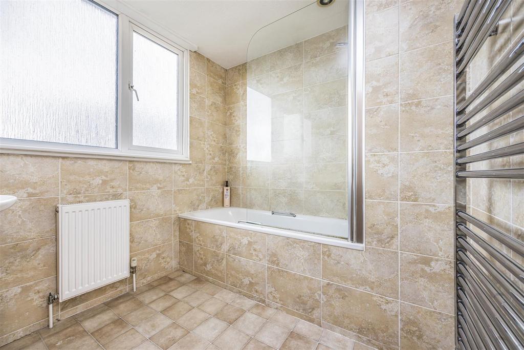 5 Cams Bay Close, Fareham-Portico Marketing-Sarah Ol