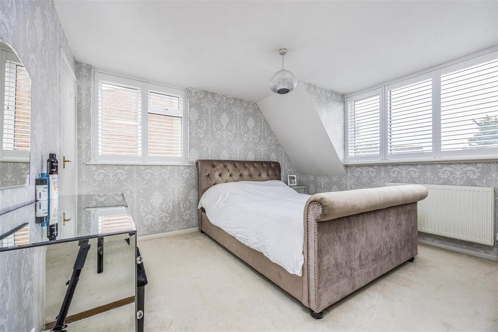 5 Cams Bay Close, Fareham-Portico Marketing-Sarah Ol