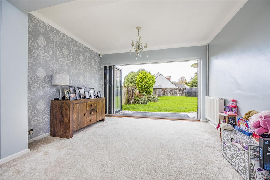 5 Cams Bay Close, Fareham-Portico Marketing-Sarah Ol