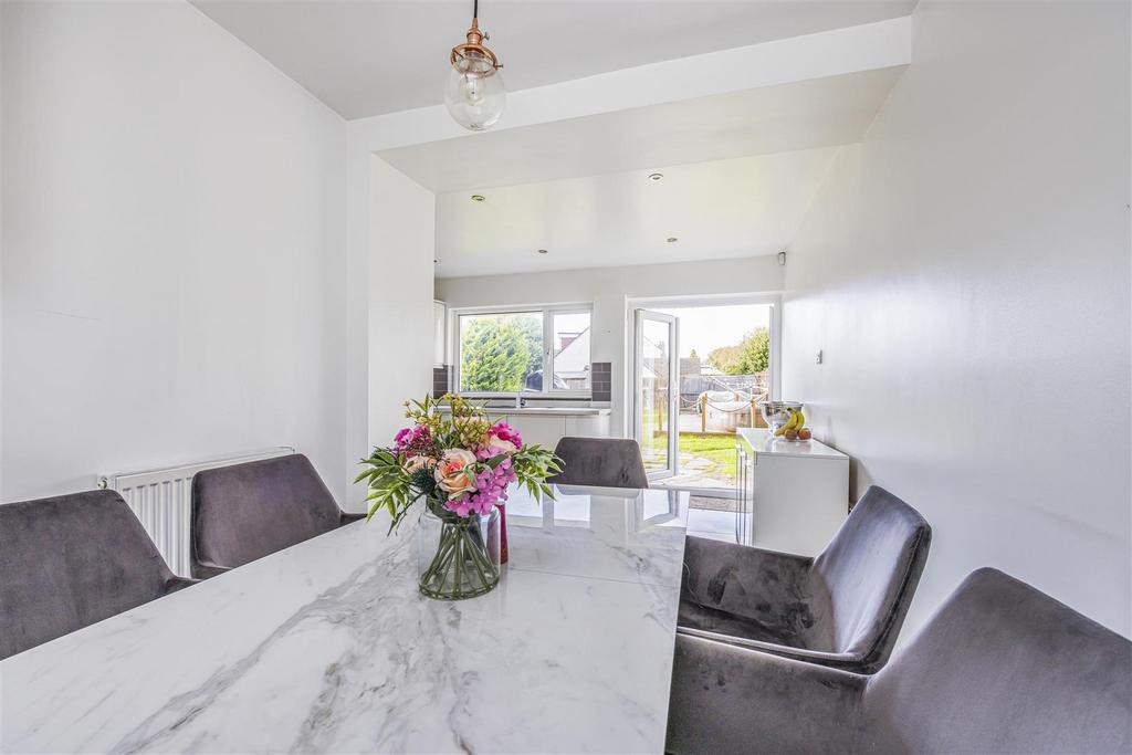 5 Cams Bay Close, Fareham-Portico Marketing-Sarah Ol