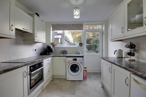 16 Arncliffe Way, Cottingham, HU16 5DH