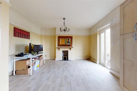 414 Wells Road, Bristol, BS14 9AF