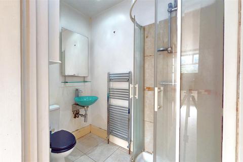 414 Wells Road, Bristol, BS14 9AF