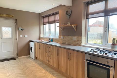 9 Bracken Close, Brighouse, HD6 2HT