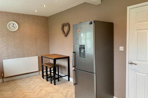 9 Bracken Close, Brighouse, HD6 2HT