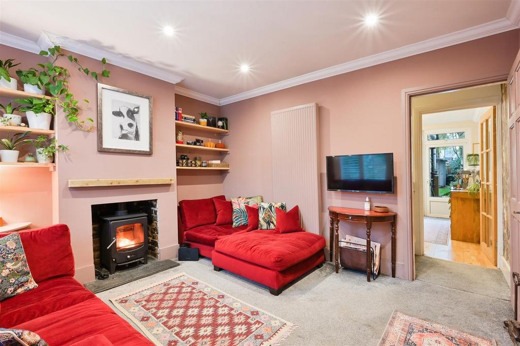 Albury Road, Merstham RH1 3 bed semidetached house for sale £525,000