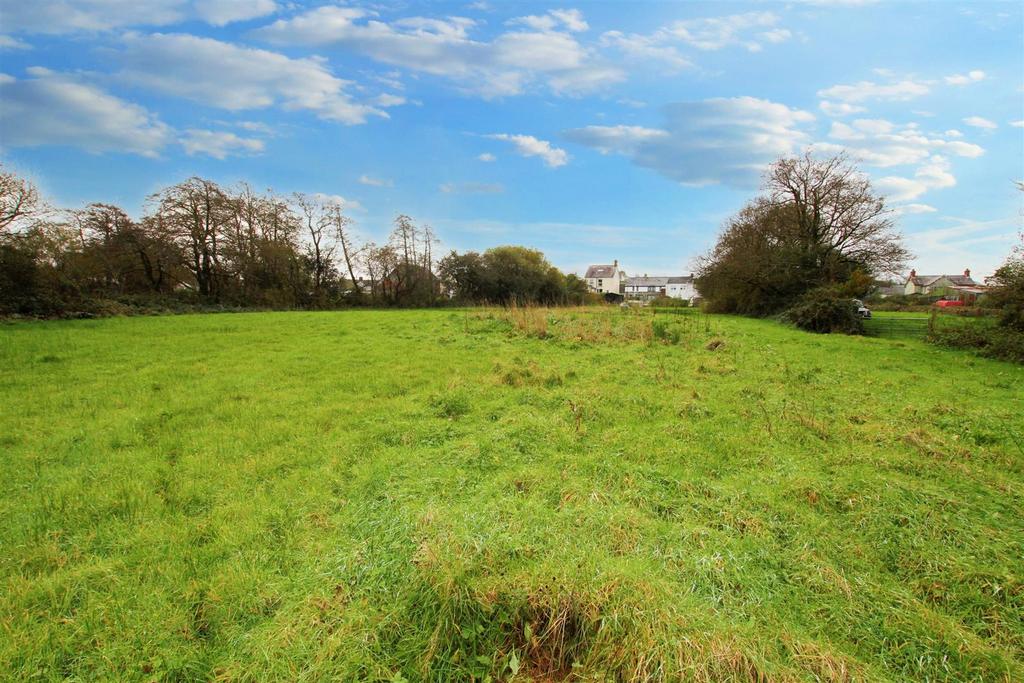 Access Gate coming into the field