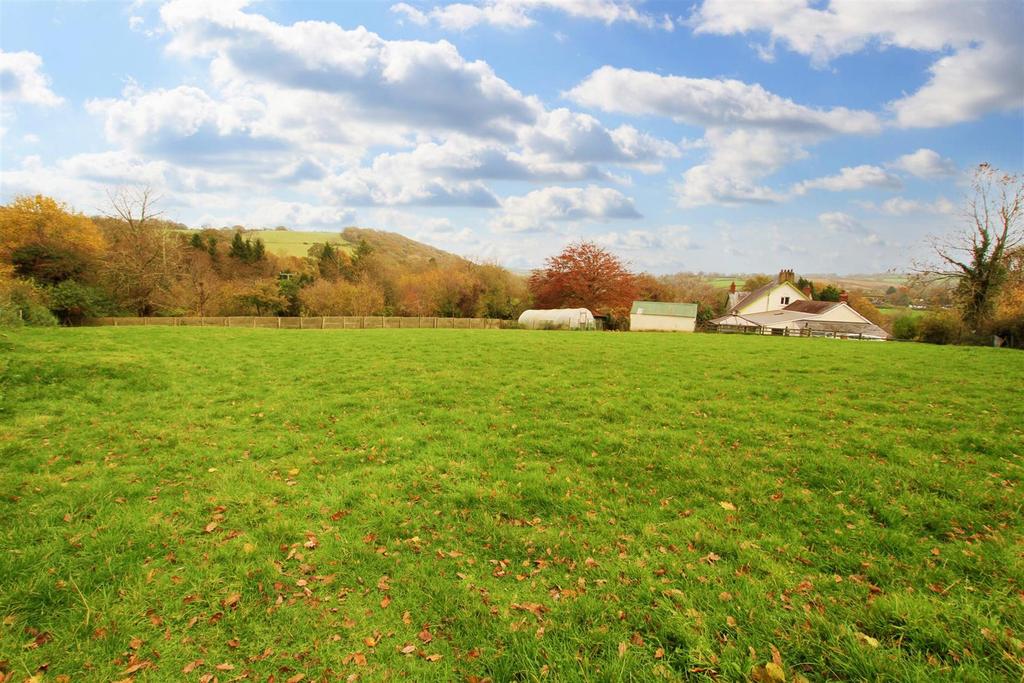 Henllan, Llandysul 3 bed property with land for sale £395,000