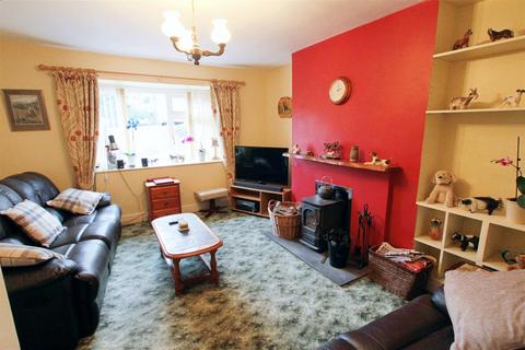 3 bedroom property with land for sale - Henllan, Llandysul