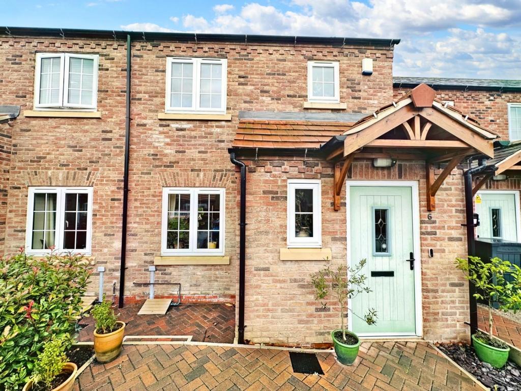 Laurels Farm Drive, Church Fenton, Tadcaster 3 bed semidetached house