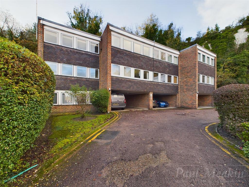 Biddulph Road, South Croydon 1 bed flat £230,000